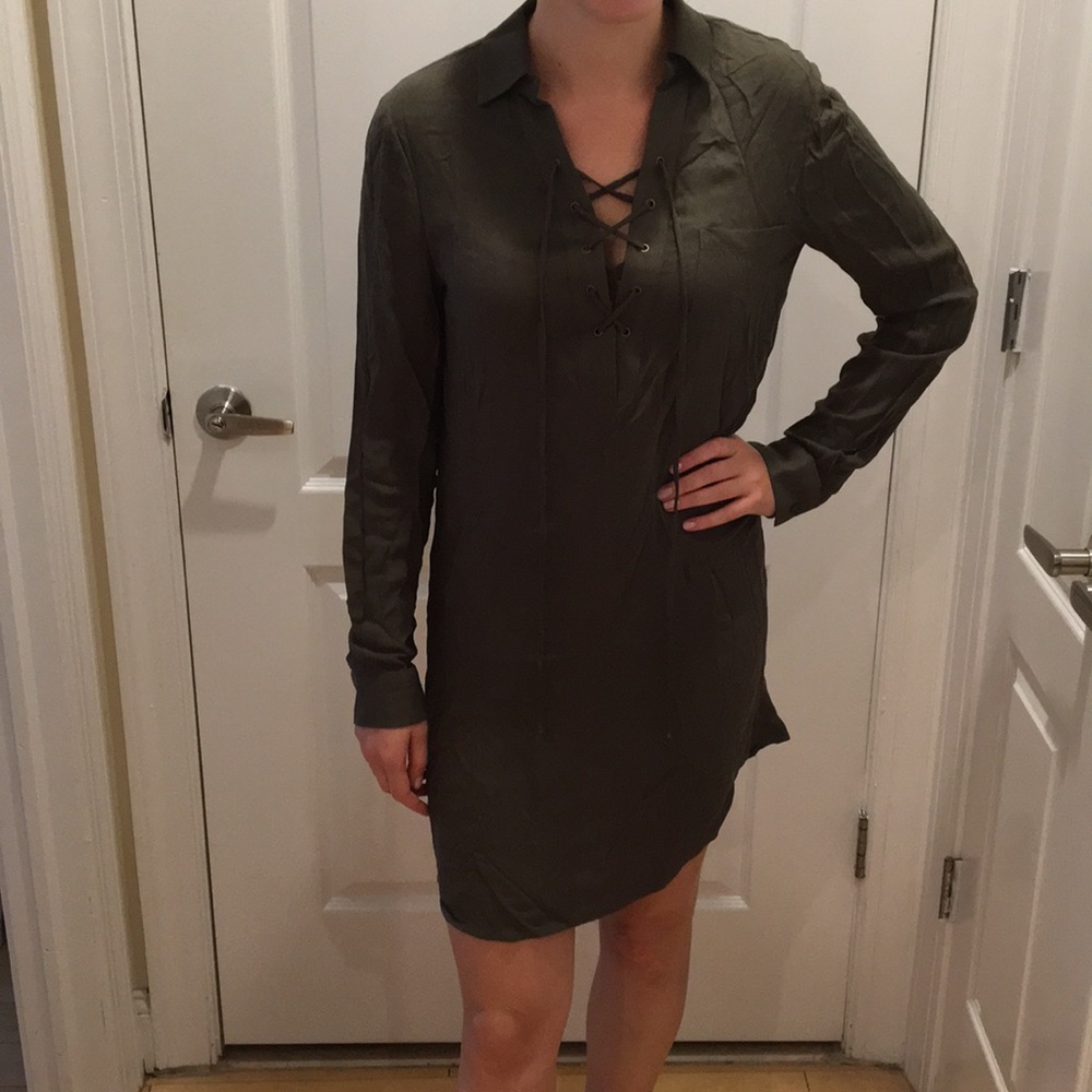 Green lace up dress